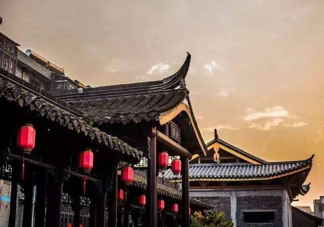 3D还原韩国梨泰院踩踏事故过程，梨泰院是个怎么样的地方？游戏画面